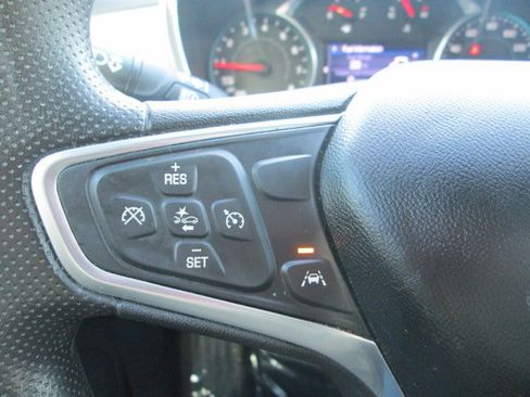 Used 2022 Chevrolet Equinox LS w/ LS Convenience Package image 19