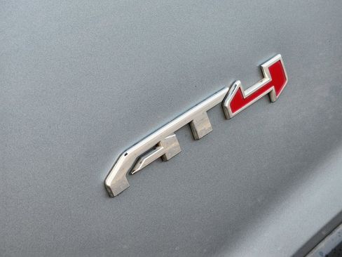 Used 2023 GMC Acadia AT4 w/ Technology Package image 11