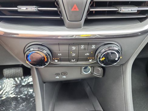 New 2026 Buick Encore GX Preferred image 14