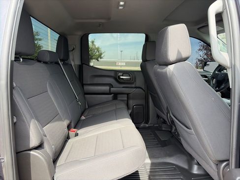 Used 2024 Chevrolet Silverado 1500 Custom Trail Boss w/ Dark Appearance Package AWD/4WD image 32