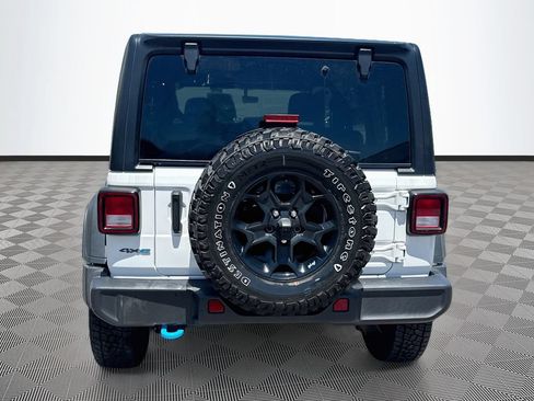 Certified 2023 Jeep Wrangler Unlimited w/ Cold Weather Group AWD/4WD image 7
