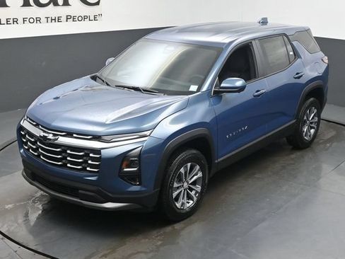 New 2026 Chevrolet Equinox LT w/ Safety and Technology Package FWD image 23