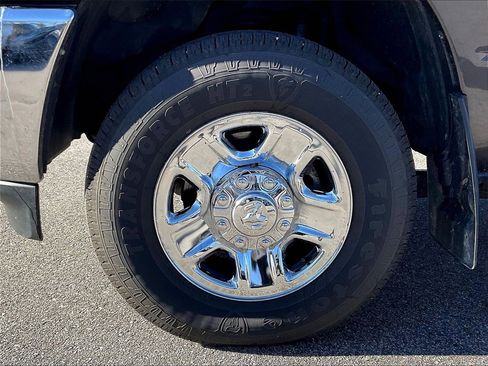 Used 2021 RAM 2500 Tradesman image 7