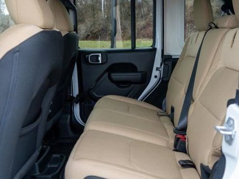 Used 2023 Jeep Wrangler Unlimited w/ Cold Weather Group AWD/4WD image 13