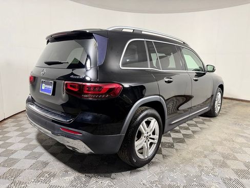 Used 2022 Mercedes-Benz GLB 250 4MATIC image 7