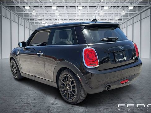 Used 2019 MINI Cooper 2-Door Hardtop FWD image 3