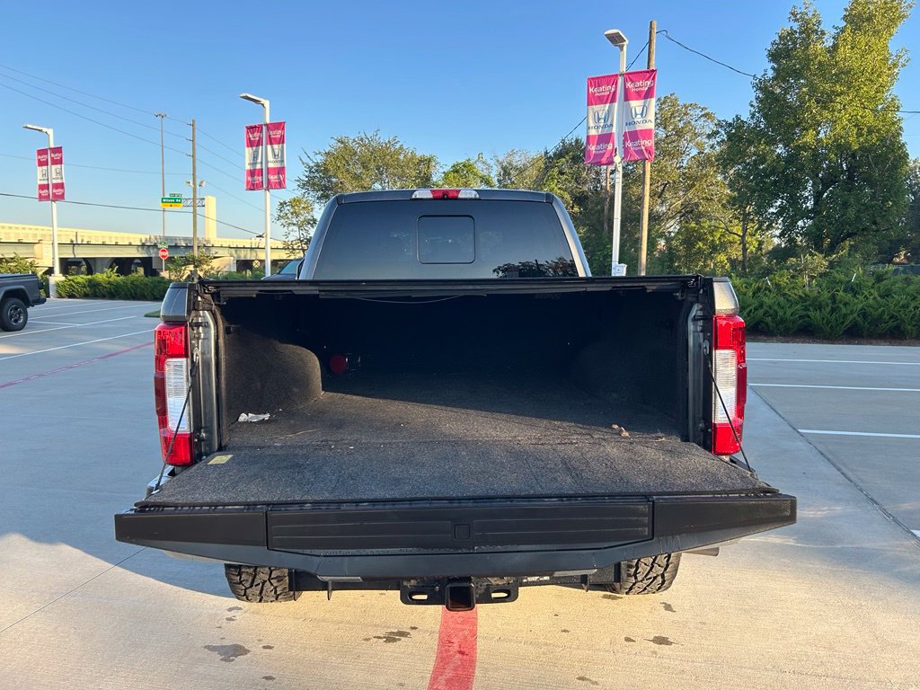 Used 2017 Ford F250 Lariat w/ Chrome Package AWD/4WD image 8