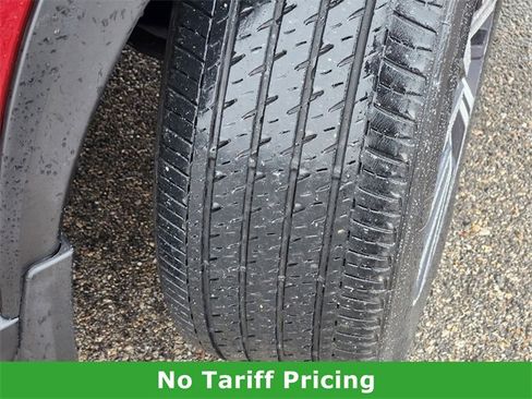 Used 2022 Nissan Kicks SV image 11