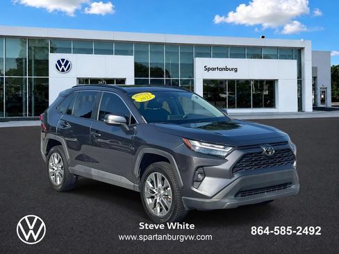 Used 2022 Toyota RAV4 XLE Premium FWD image 1