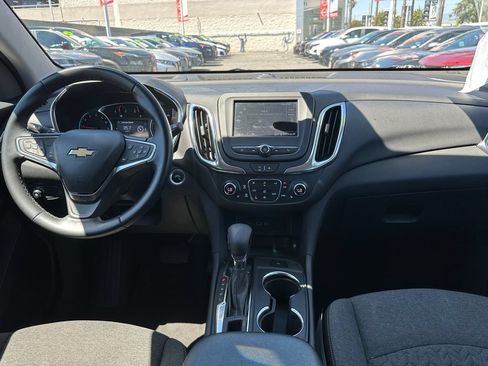 Used 2024 Chevrolet Equinox LT FWD image 18