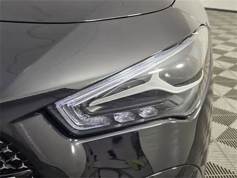 Certified 2025 Mercedes-Benz CLA 250 4MATIC image 10