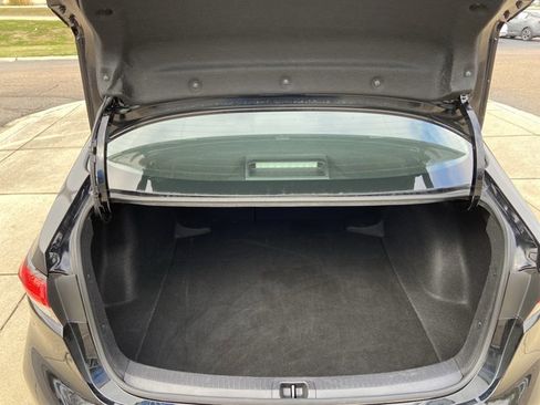 Used 2024 Toyota Corolla LE image 25