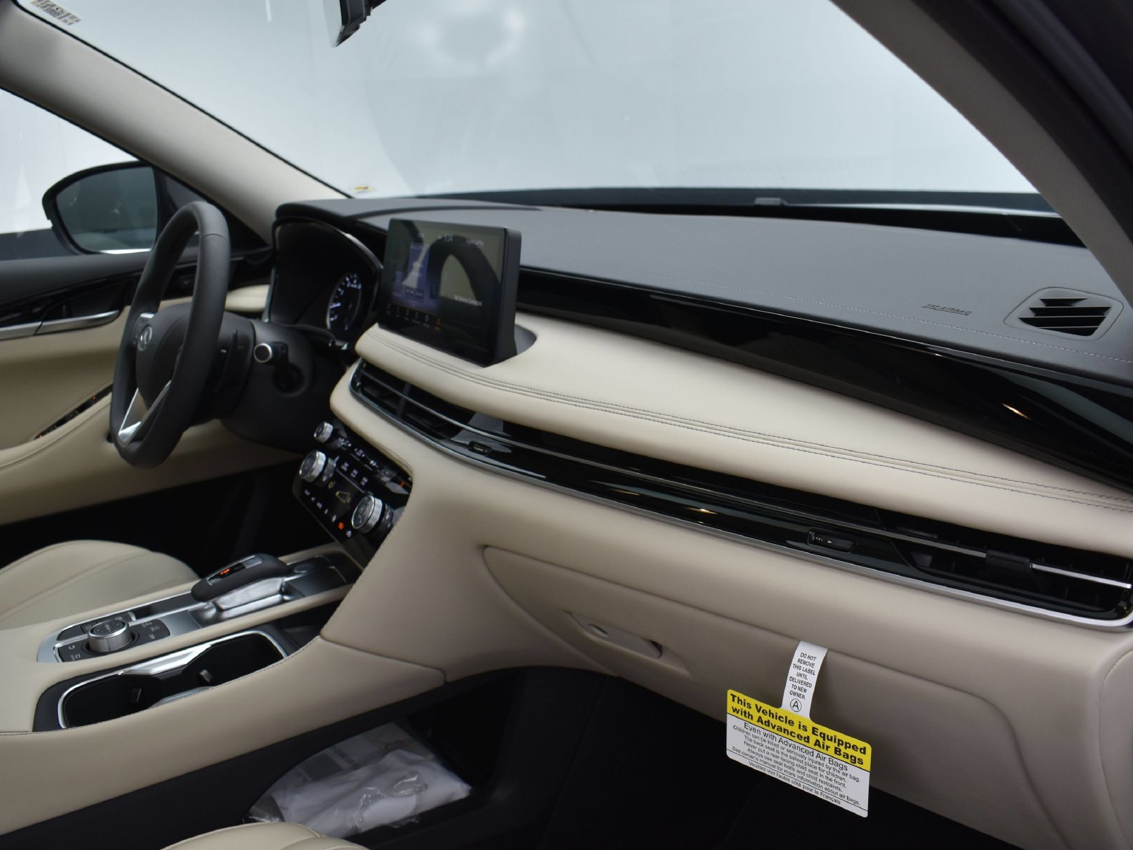Certified 2025 INFINITI QX60 Pure FWD image 25