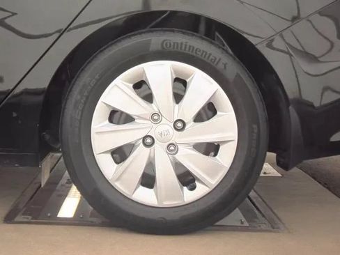Used 2020 Kia Rio S FWD image 11