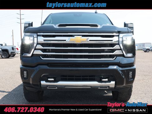 Used 2024 Chevrolet Silverado 3500 High Country w/ High Country Premium Package AWD/4WD image 60