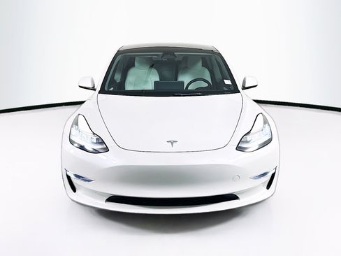 Used 2022 Tesla Model 3 Long Range AWD/4WD image 2