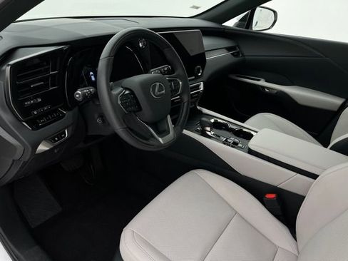 Used 2025 Lexus RX 350 Premium AWD/4WD image 2