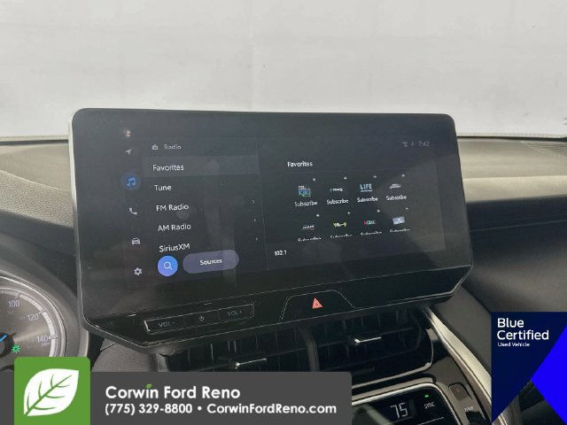 Used 2023 Toyota Venza Nightshade AWD/4WD image 18