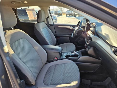 Used 2021 Ford Escape SE w/ Cold Weather Package image 33