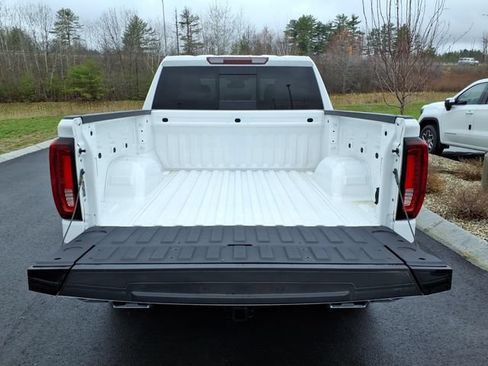 New 2026 GMC Sierra 1500 SLT AWD/4WD image 4