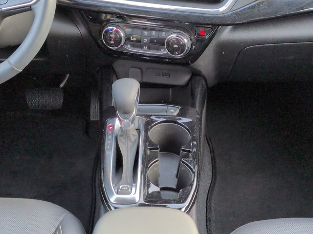 Used 2024 Chevrolet Trax ACTIV w/ Driver Confidence Package FWD image 19