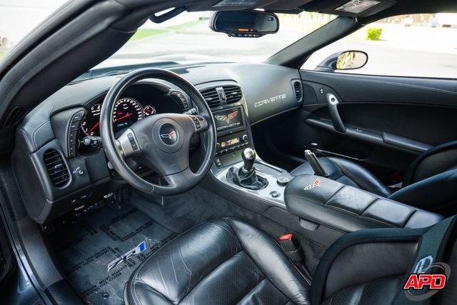 Used 2009 Chevrolet Corvette ZR1 w/ Preferred Equipment Group RWD image 2