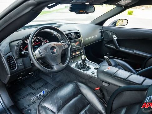 Used 2009 Chevrolet Corvette ZR1 w/ Preferred Equipment Group RWD image 2