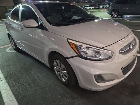 Used 2016 Hyundai Accent SE image 10