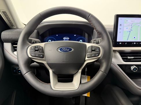 New 2026 Ford Explorer Active w/ Active Comfort Package image 21