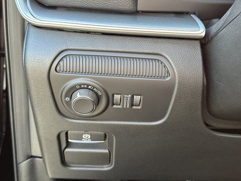 New 2026 Jeep Grand Wagoneer 4WD image 24