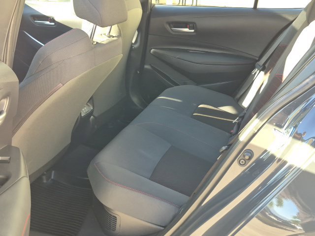 Used 2025 Toyota Corolla SE w/ SE Premium Package FWD image 20