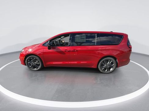 New 2026 Chrysler Pacifica Select FWD image 5