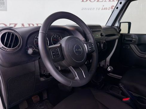 Used 2018 Jeep Wrangler Sport AWD/4WD image 10