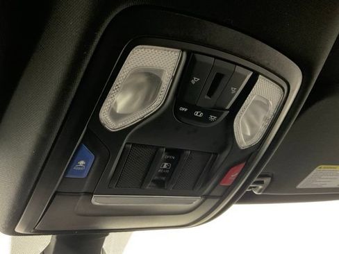 Used 2022 RAM 1500 Big Horn AWD/4WD image 17