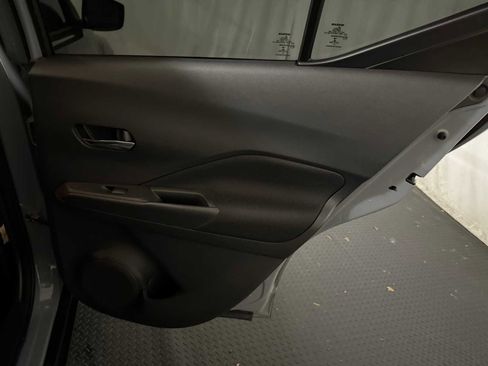 Used 2021 Nissan Kicks SV image 26