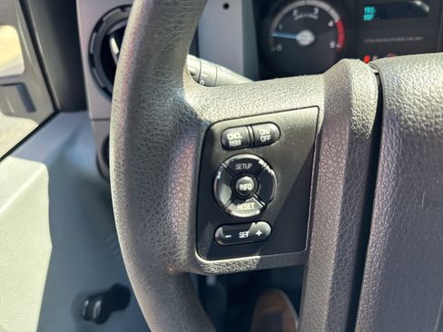 Used 2016 Ford F550 2WD Crew Cab Super Duty image 14