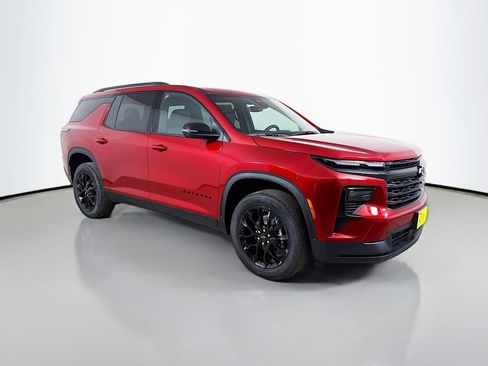 New 2026 Chevrolet Traverse LT w/ Midnight/Sport Edition AWD/4WD image 3