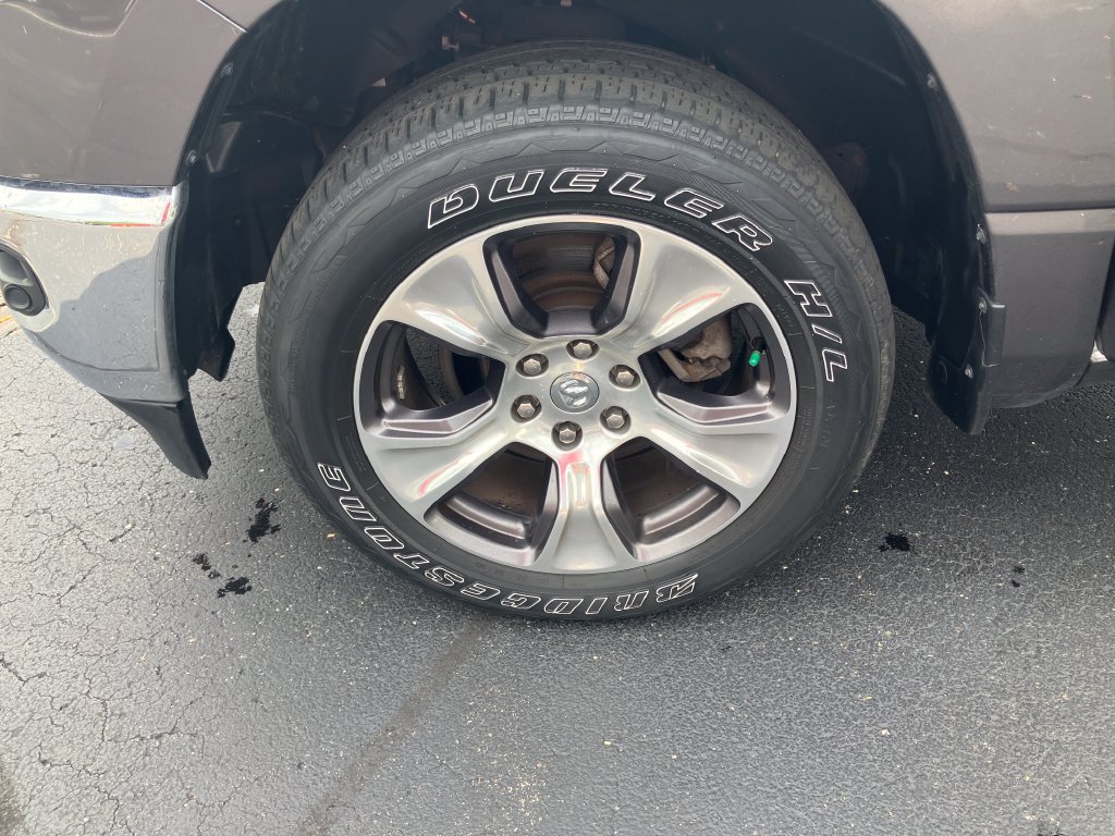 Used 2023 RAM 1500 Laramie AWD/4WD image 29
