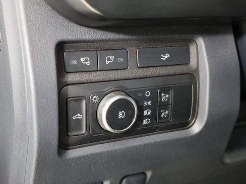 Used 2024 Ford F350 Lariat w/ Chrome Package image 25