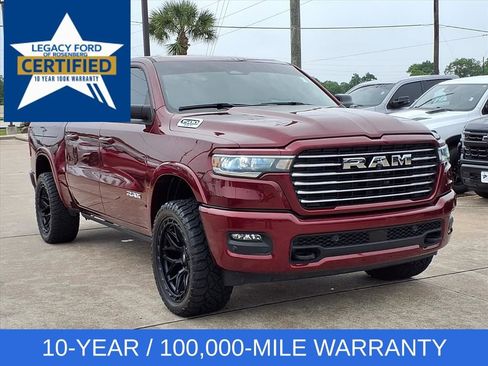 Used 2025 RAM 1500 Laramie AWD/4WD image 7