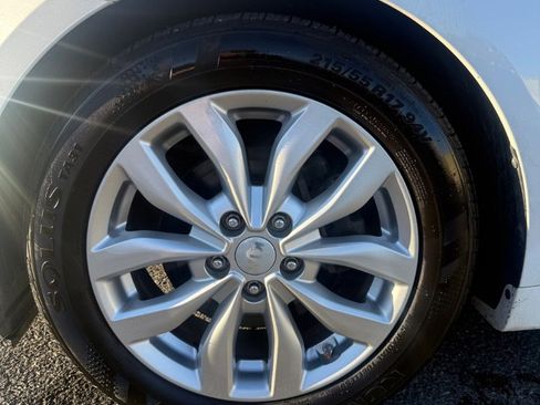 Used 2015 Kia Optima EX w/ EX Premium Package image 9