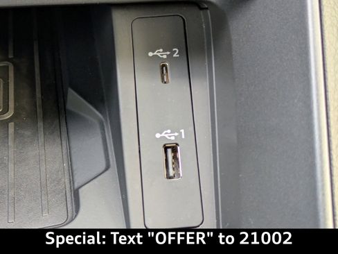 Used 2020 Audi Q3 2.0T Premium Plus w/ Premium Plus Package image 26