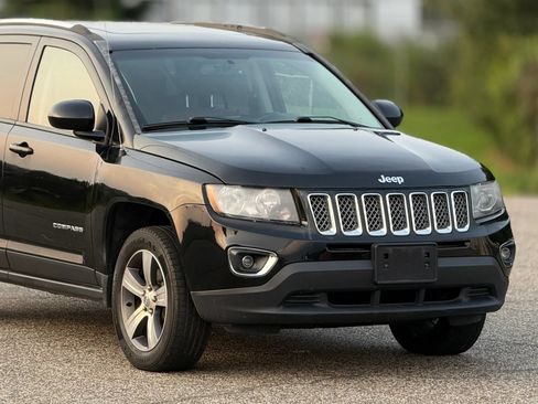 Used 2016 Jeep Compass High Altitude AWD/4WD image 15