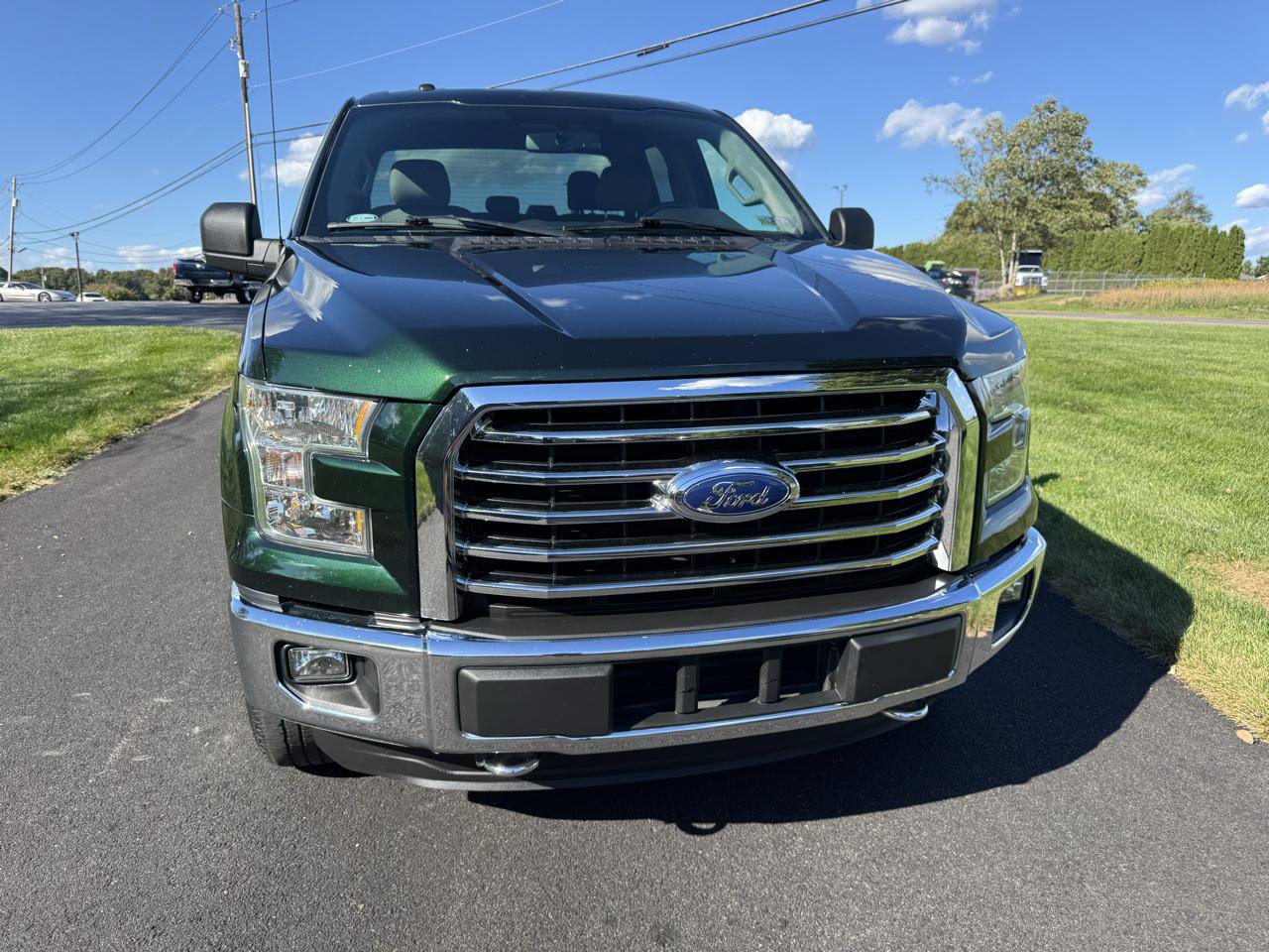 Used 2015 Ford F150 XLT w/ Equipment Group 301A Mid AWD/4WD image 8