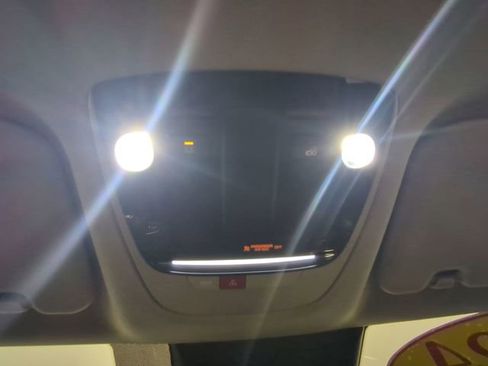 Used 2024 Kia Seltos S AWD/4WD image 25