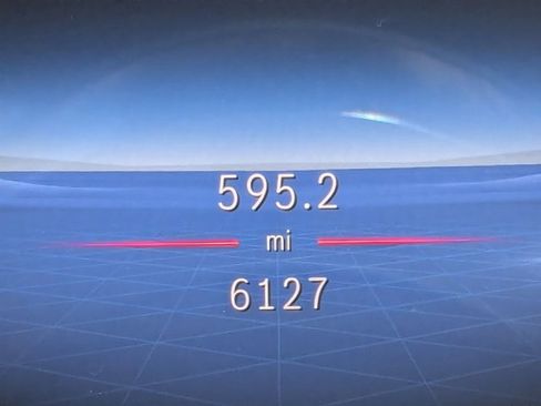 Used 2025 Mercedes-Benz GLA 250 image 11