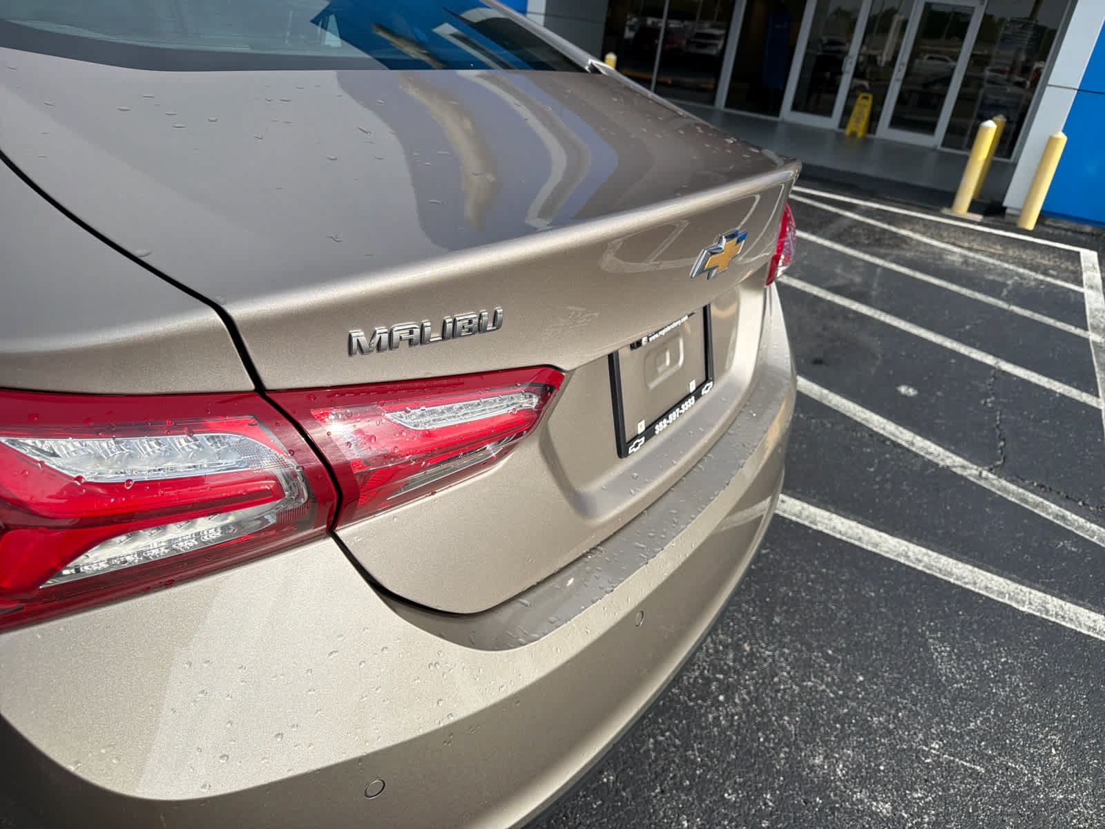 Used 2024 Chevrolet Malibu LT FWD image 11