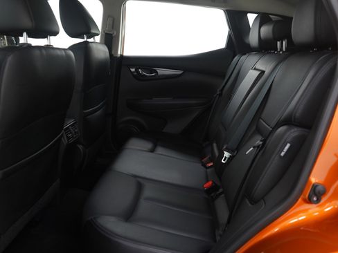 Used 2022 Nissan Rogue Sport SL w/ Premium Package image 14