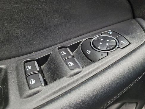 Used 2024 Ford Edge SEL image 27