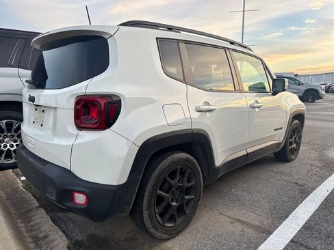 Used 2020 Jeep Renegade Altitude image 4
